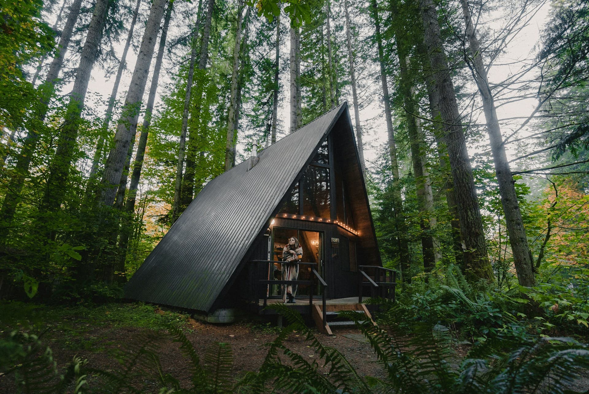 Tepi Kali Glamping